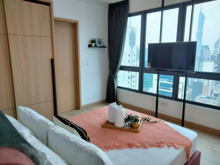 Colony Residence Klcc By Homebrickz Kuala Lumpur Bagian luar foto