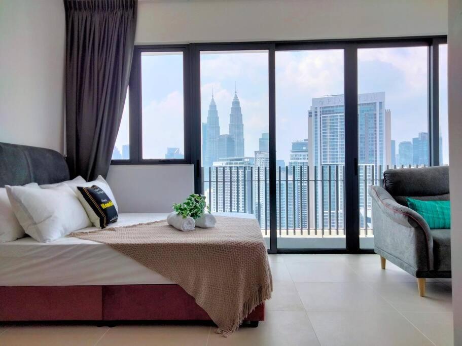 Colony Residence Klcc By Homebrickz Kuala Lumpur Bagian luar foto